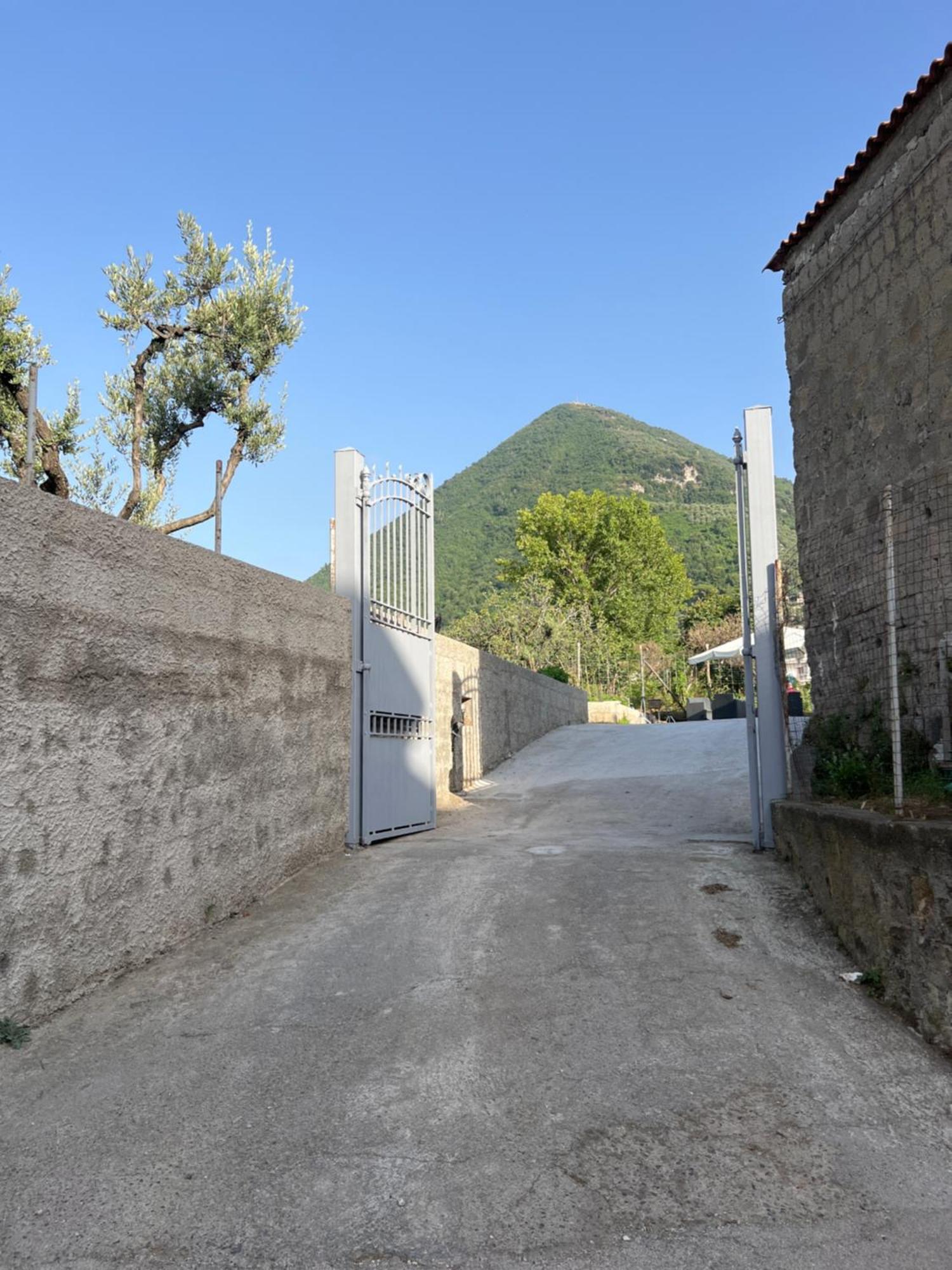 Brass Apartment Castellammare di Stabia Buitenkant foto
